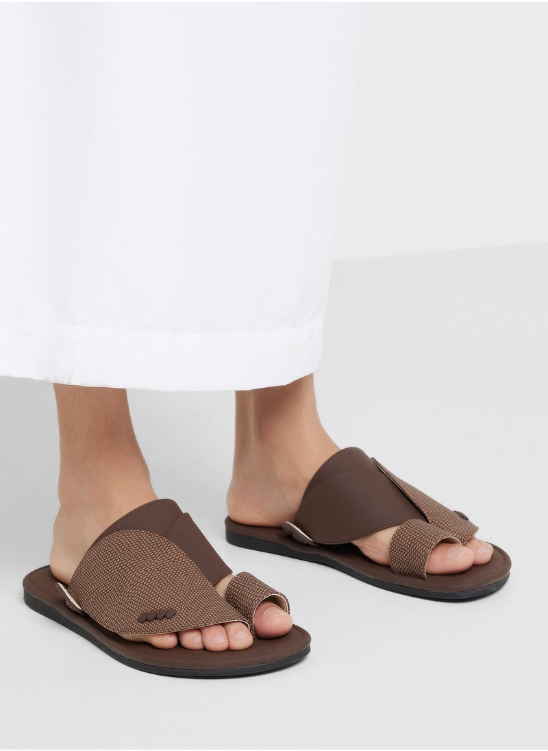 Robert Wood - Traditional Two Tone Textured Arabic Sandals - Image 1