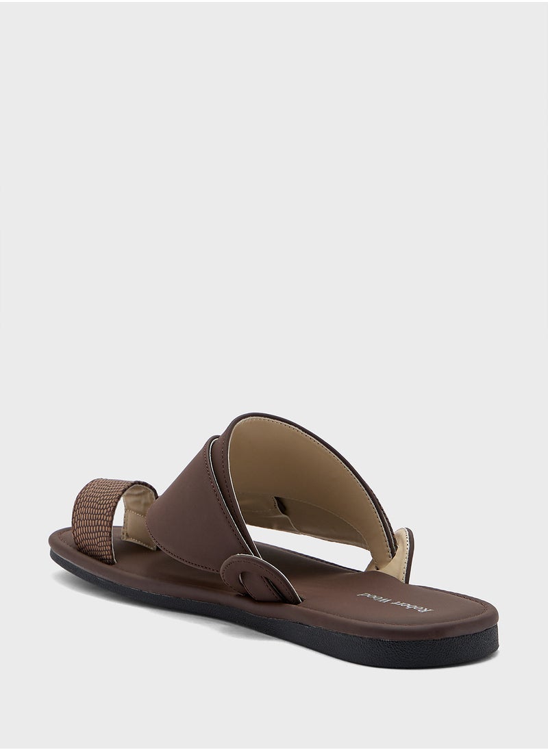 Robert Wood - Traditional Two Tone Textured Arabic Sandals - Image 1