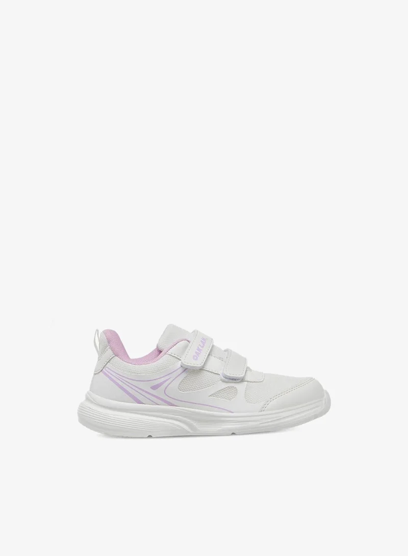 Oaklan by Shoexpress Logo Print Sports Shoes with Hook and Loop Closure