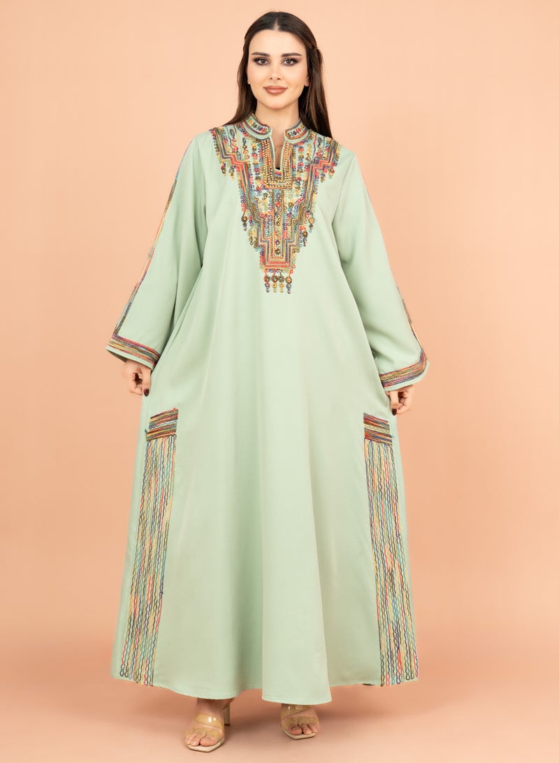 اكسا جلابية مطرزة صلبة خضراء - Image 1