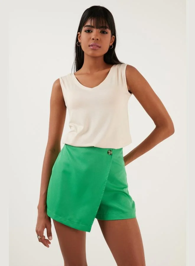 ليلا بلوزة نسائية بياقة على شكل حرف  وأشرطة عريضة