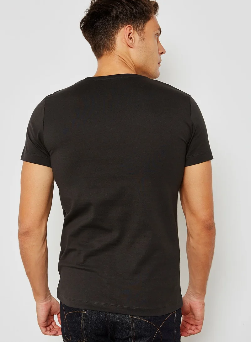 Calvin Klein Jeans Logo Regular Fit T-Shirt