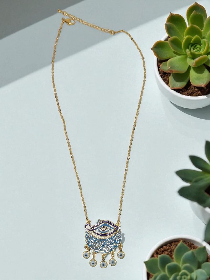 Carry protection and elegance in one piece! This enchanting necklace combines the magic of history with the power of faith. The main pendant, inspired by the mythical "Eye of Horus," symbolizes protection and healing and bears the holy verse "Say, 'I seek refuge in the Lord of the daybreak,'" giving it a profound spiritual value. This unique piece combines beauty and reassurance, adding a touch of light to your look. - Image 4