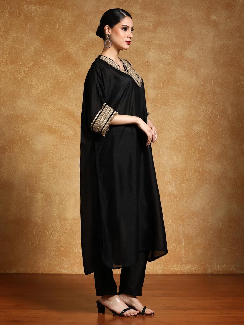 Varanga Women-Zari Embroidered Lace Neck Flared Kaftan With Trouser - Image 3