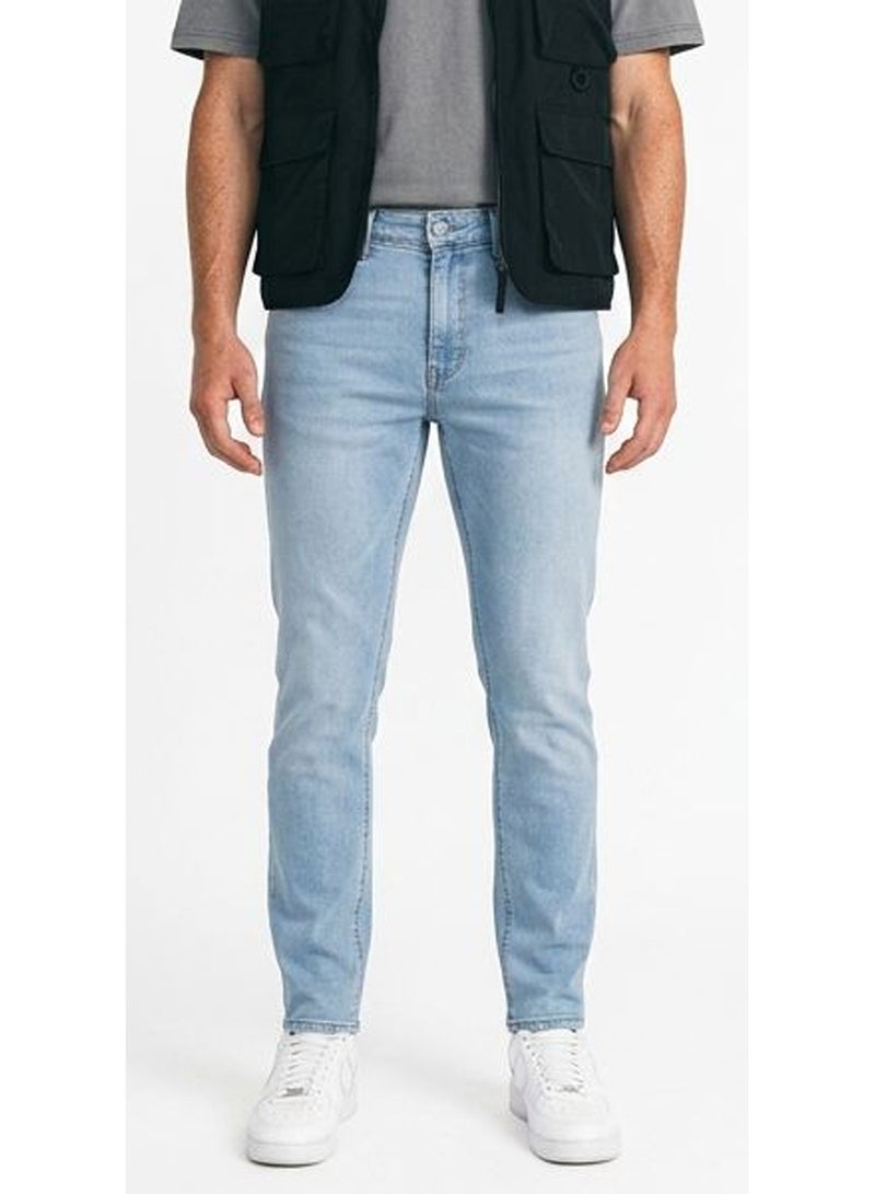 RAVIN Men's Light Wash Slim Fit Denim Jeans - Image 1