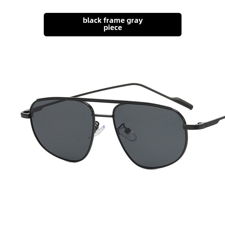Generic 1 x 5 pcs 2022 New Oval Metal Sunglasses Unisex Fashion Shades Black Frame gray piece 