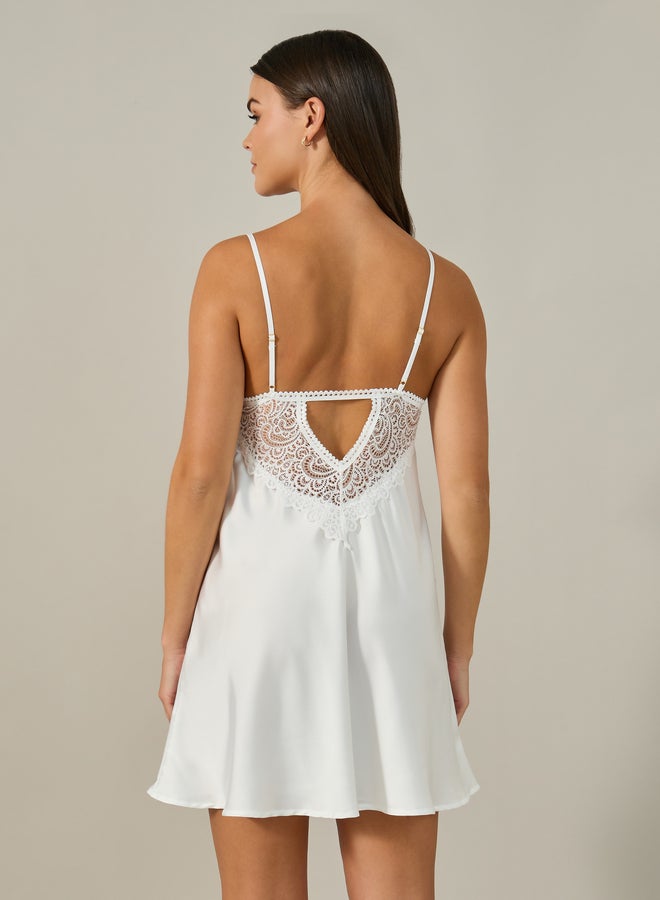 Styli Styli Lace Bodice Satin Babydoll  - Image 3