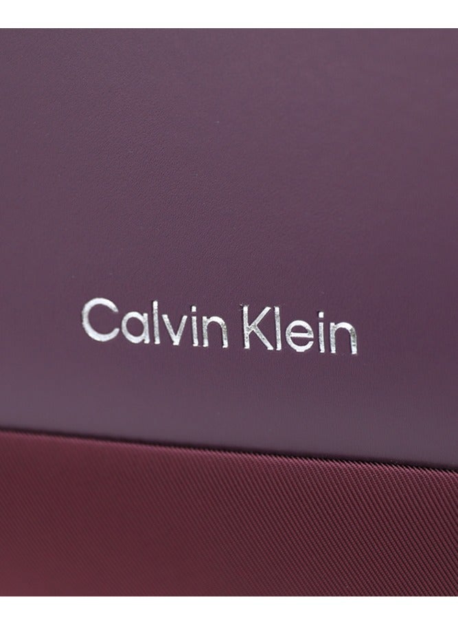 Calvin Klein 2-Piece Softshell Spinner Luggage Set | Lightweight, Flexible Packing for Smart Travelers - Image 4