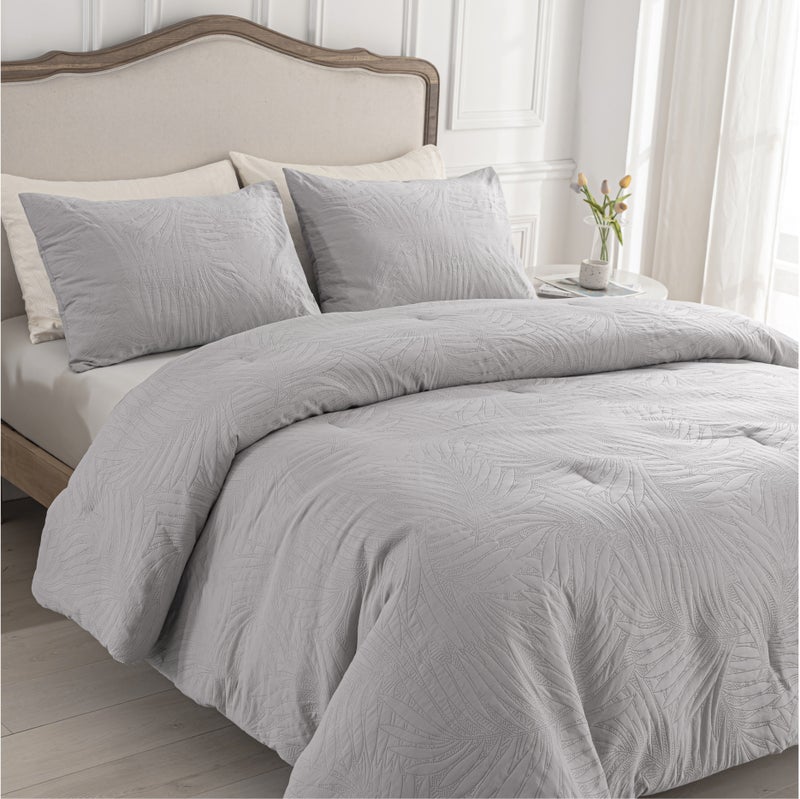 HOMETOPIA Luxury King Size 6-Piece Comforter Set 264×229 cm – Embossed Design, Ultra Soft & Breathable Fabric, Comfortable, All-Season Use, Premium Quality, Ideal for AC Rooms & Home Use in Saudi Arabia - Image 4