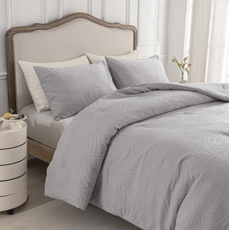 HOMETOPIA Luxury King Size 6-Piece Comforter Set 264×229 cm – Embossed Design, Ultra Soft & Breathable Fabric, Comfortable, All-Season Use, Premium Quality, Ideal for AC Rooms & Home Use in Saudi Arabia - Image 5