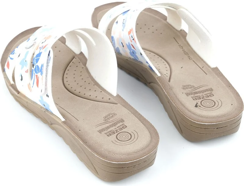 جيزر Summer Women's Anatomical Soft Sole Slippers