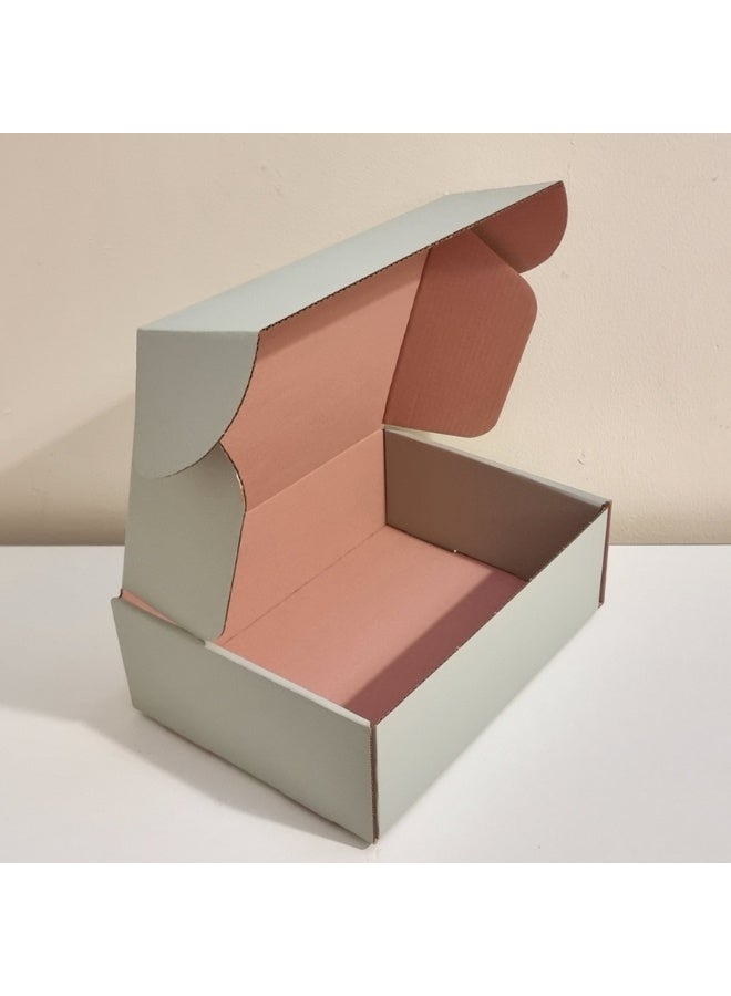 علب شحن كرتونية مضلعة باللون الأخضر الفاتح – عبوة 25 قطعة مقاس 26.7×20×8.8 سم، لتغليف وشحن المشاريع الصغيرة، الهدايا والتخزين، صديقة للبيئة وسهلة الطي - Image 1