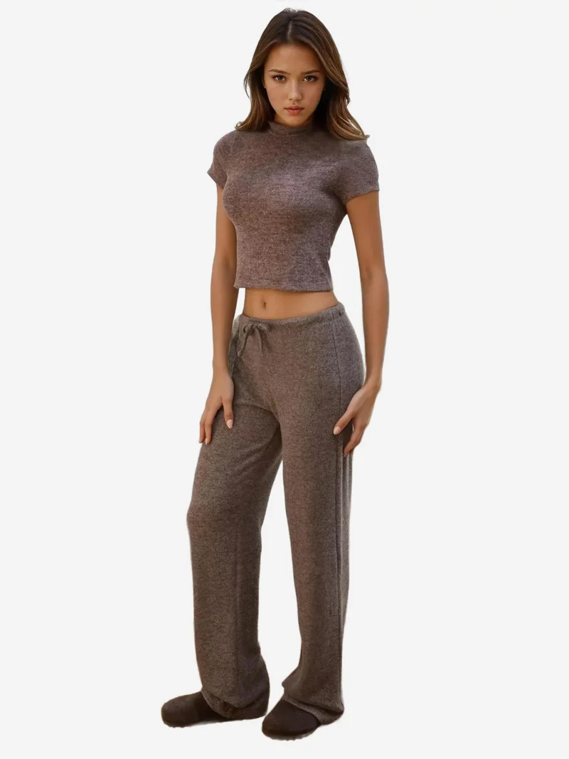 زوبعة بلوزة قصيرة محبوكة بقصة ضيقة