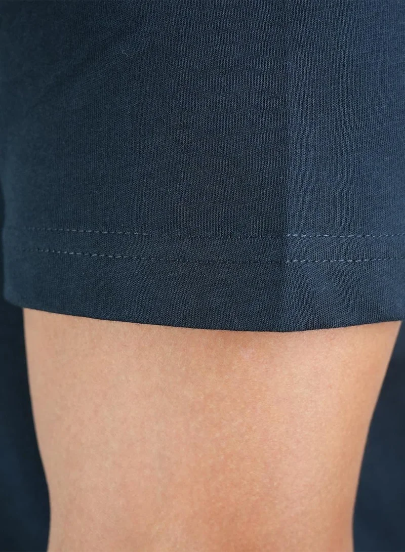 GIORDANO  Men's Slim Fit Cotton Signature Print Tee for Men | Best Price UAE