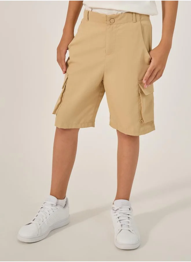 ستايلي Styli Solid Shorts with Cargo Pockets