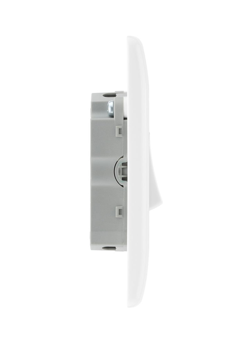 BG BG Nexus 20 Amp 10AX Triple 2 Way Round Edge Plate Switches  - Image 3