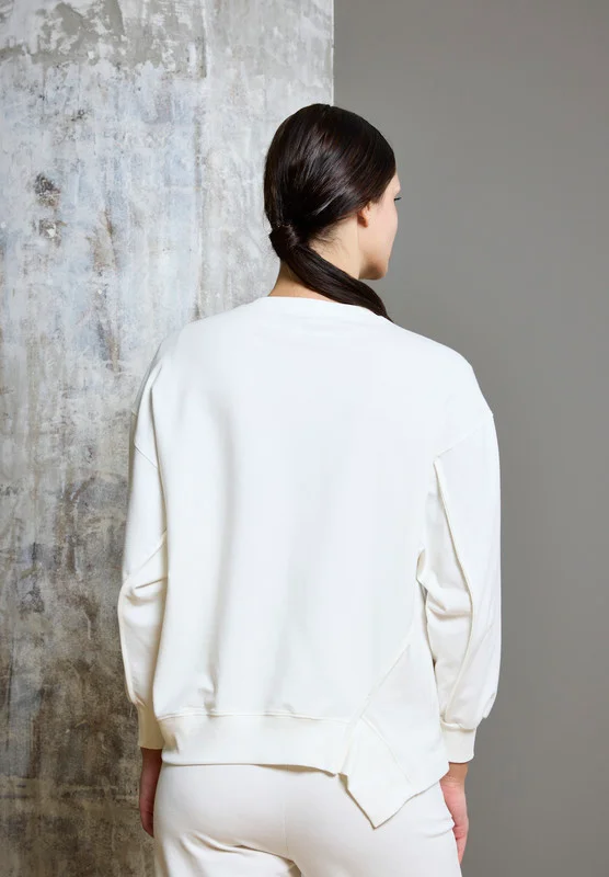 Thouq Asymmetric Hemline Extended Side Seam Sweatshirt