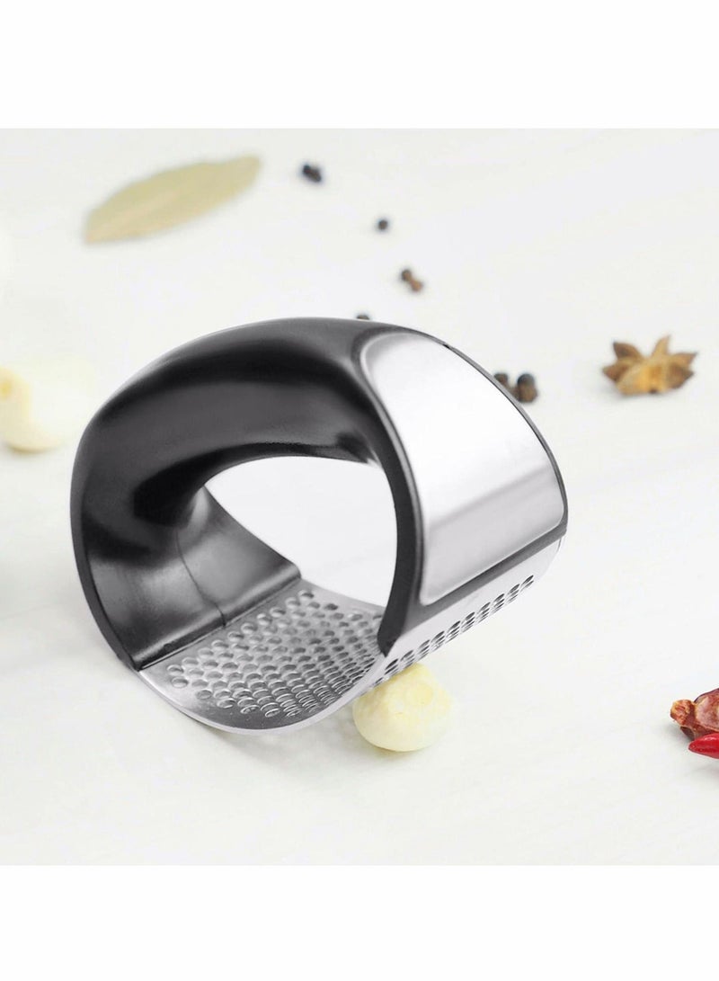 Y&D Stainless Steel Garlic Press Rocker Set - Premium Mincer With Silicone Peeler & Scraper Arc Shape Design Crusher Comfortable Grip (Black)  - Image 3