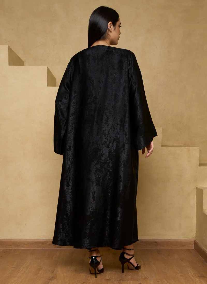 كوتور لابس Black Shimmer Festive Abaya with Sheila