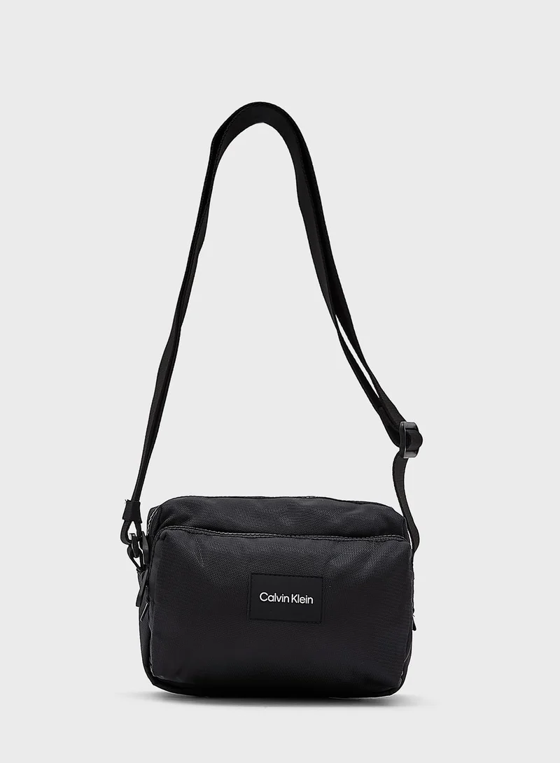 CALVIN KLEIN Logo Messenger Bag