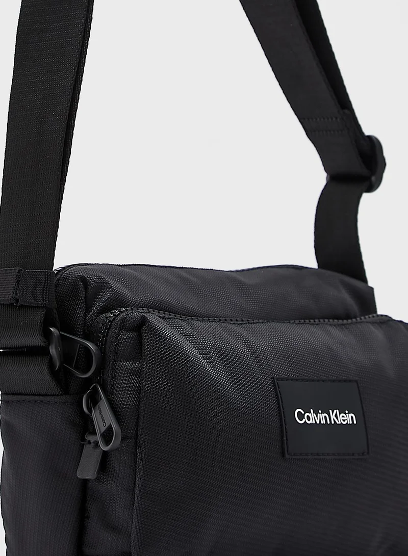 CALVIN KLEIN Logo Messenger Bag