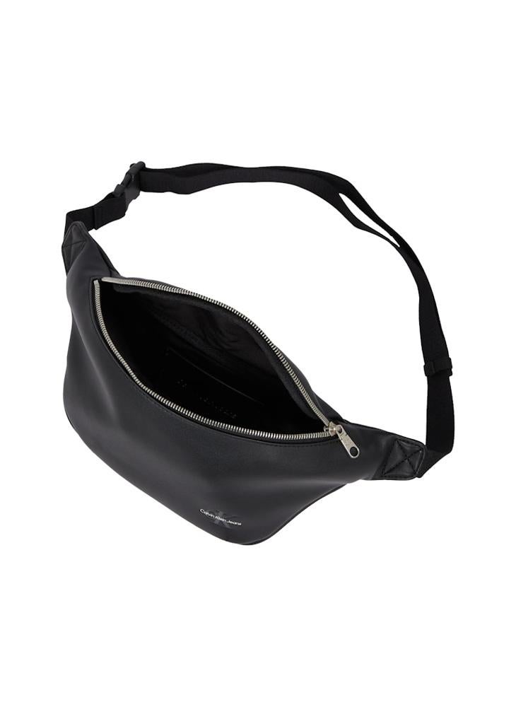 Calvin Klein Jeans Toiletry Bags  - Image 4