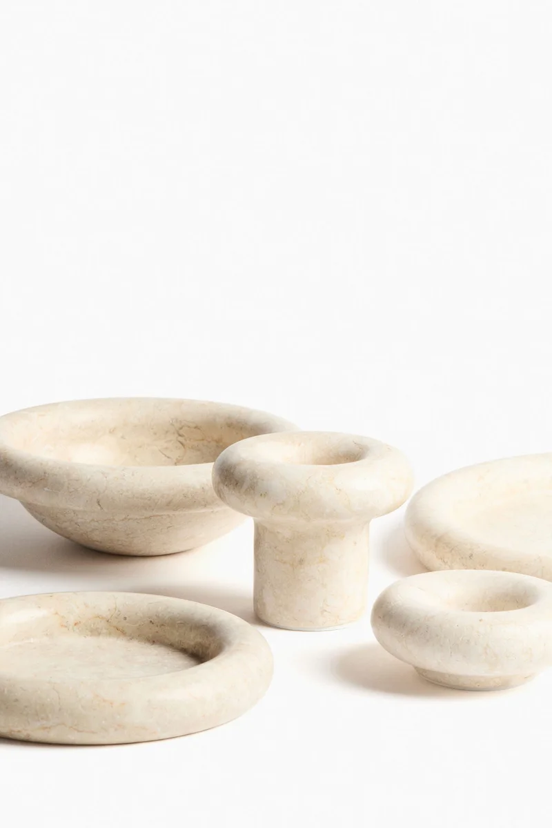 اتش اند ام سلطانية رخامية