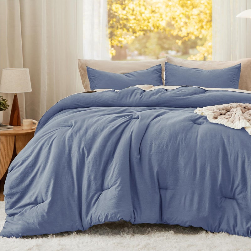 Bedsure Queen Comforter Set, Blue Soft Prewashed Bedding for All Seasons, 3 Pieces GentleSoftâ„¢ Bed Set, 1 Lightweight Comforter (90"x90") and 2 Pillowcases (20"x26") - Image 2