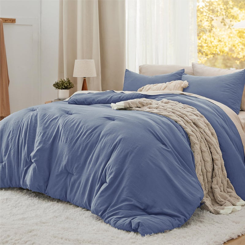 Bedsure Queen Comforter Set, Blue Soft Prewashed Bedding for All Seasons, 3 Pieces GentleSoftâ„¢ Bed Set, 1 Lightweight Comforter (90"x90") and 2 Pillowcases (20"x26") - Image 1