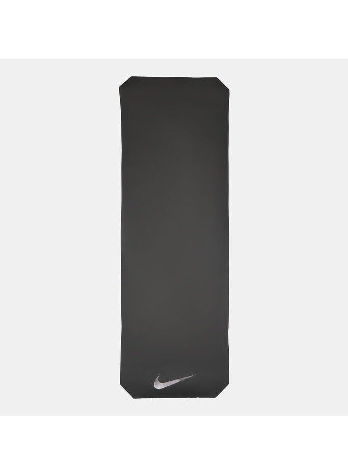 Nike 2.0 Training Mat - 8Mm Thick High-Density Foam, Anti-Slip Construction, Lightweight, Portable Design  - Image 2