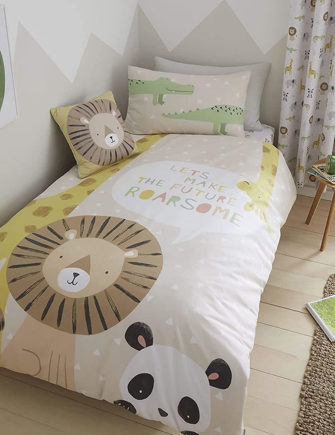 KIDS ROARSOME ANIMALS EASY CARE JUNIOR DUVET SET NATURAL