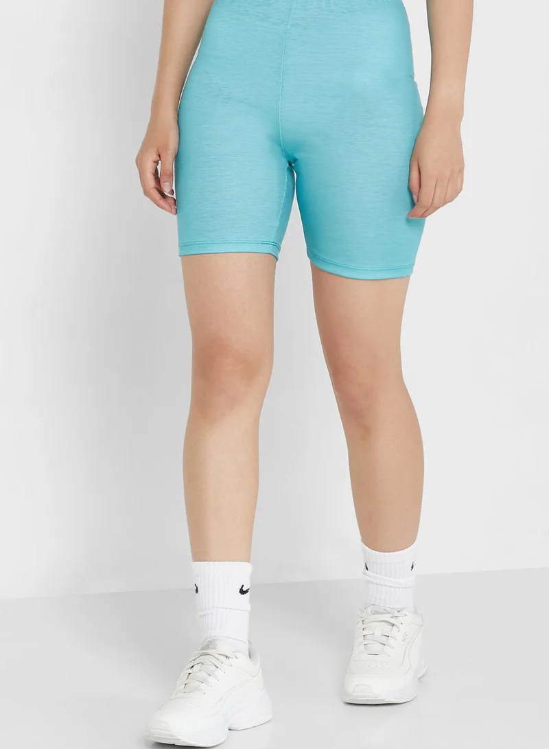 Ginger Short Sleeve Graphic Tee & Shorts Set