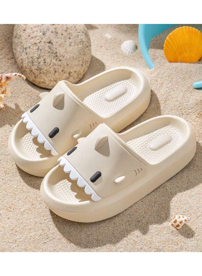 Couple parent-child cartoon slippers, cute indoor and outdoor cartoon slippers, non-slip beach sandals (off-white) - Image 1