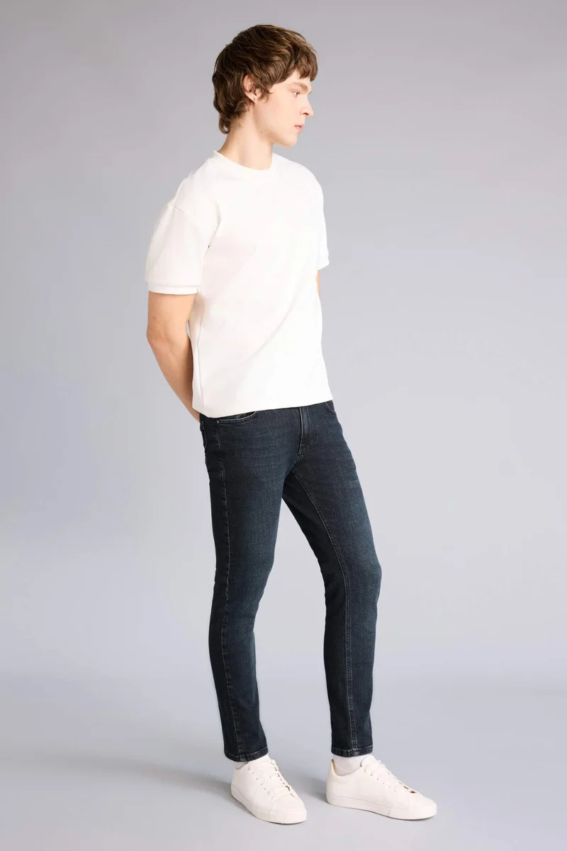 ديفاكتو Pedro Slim Fit Trousers
