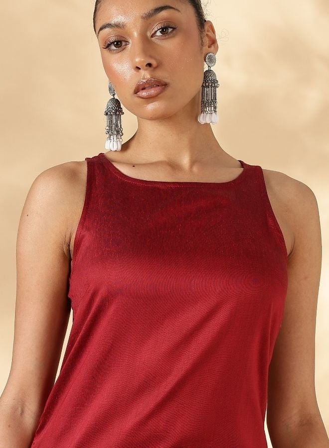 Abhishti Red Solid In cut Kurta with Narrow Straight Pants - Image 2
