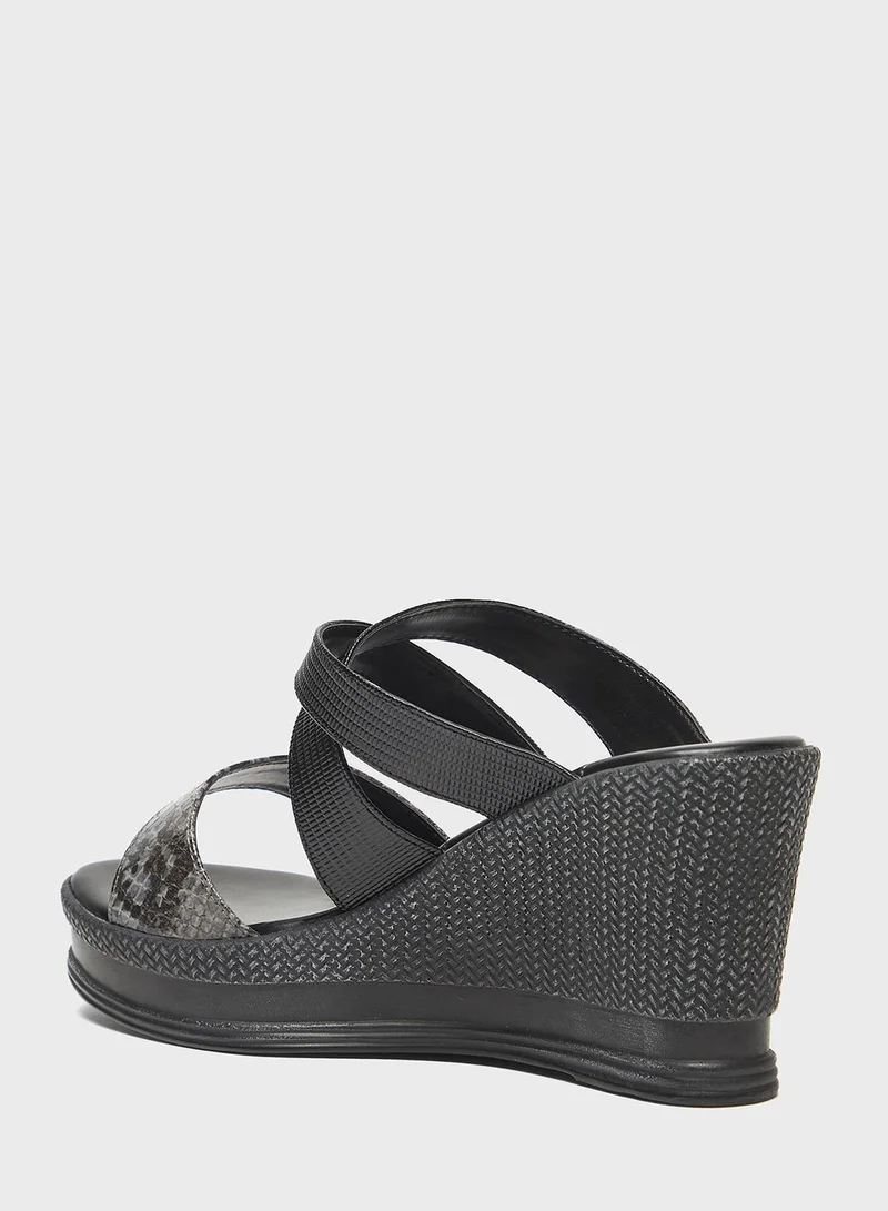سيليست Multi Strap High Heel Wedge Sandals