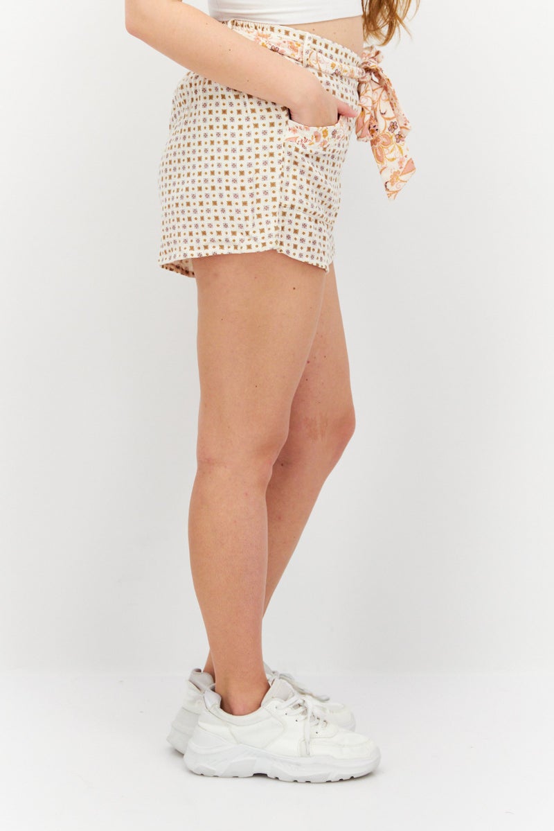 Etam Women Allover Print Basic Shorts, Cream - Image 4