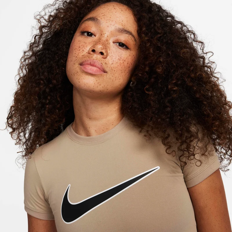 Nike Women's Sportswear Essential Crop Top