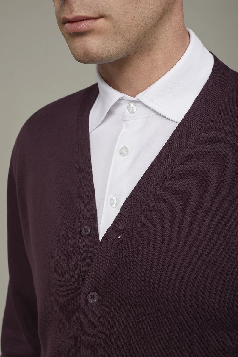 Doppelganger Red Men's sweater V collar 100% cotton regular fit - Bordeaux for Men | Best Price UAE