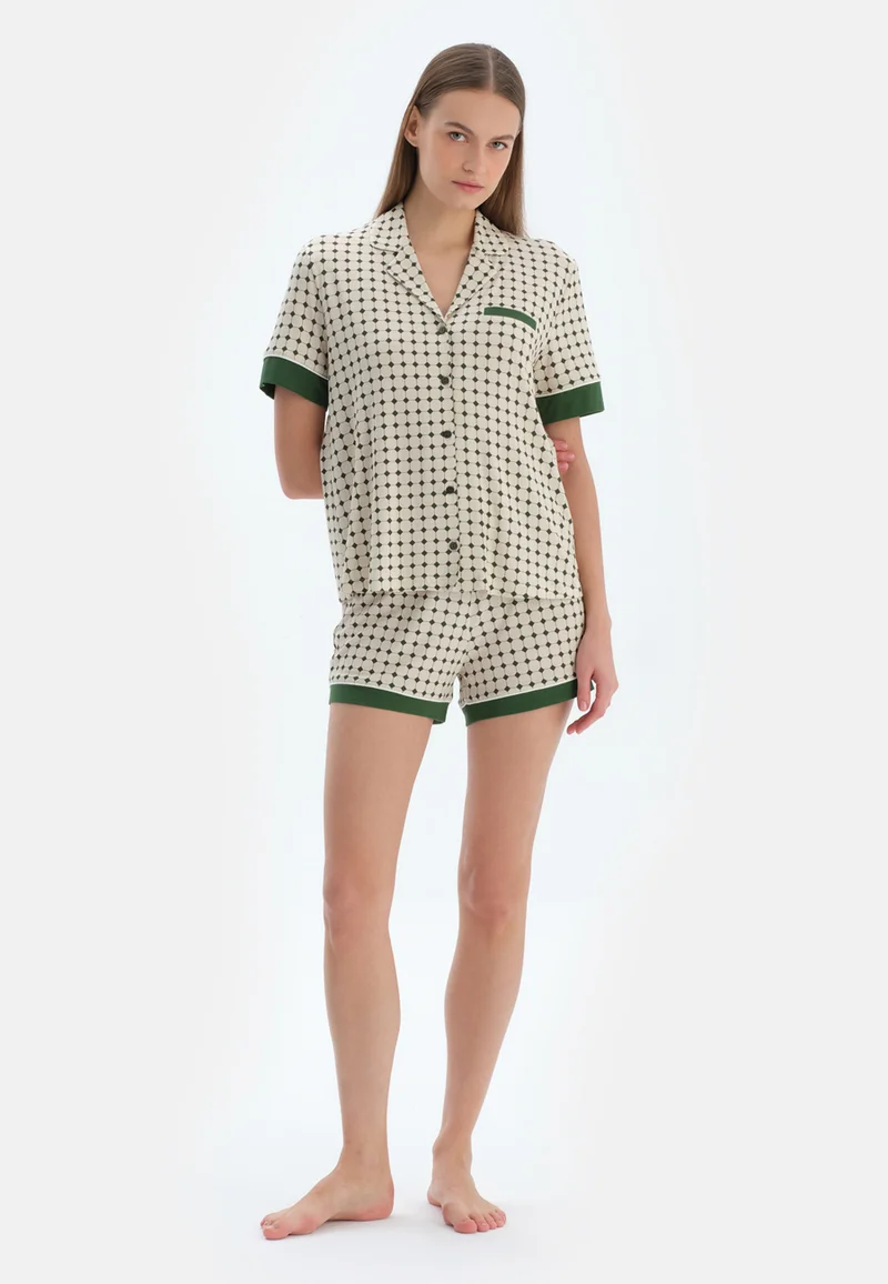 dagi Graphic Regular/Classic Fit Shirt & Shorts Pajama Sets Spread Collar Cotton Blend Sleepwear