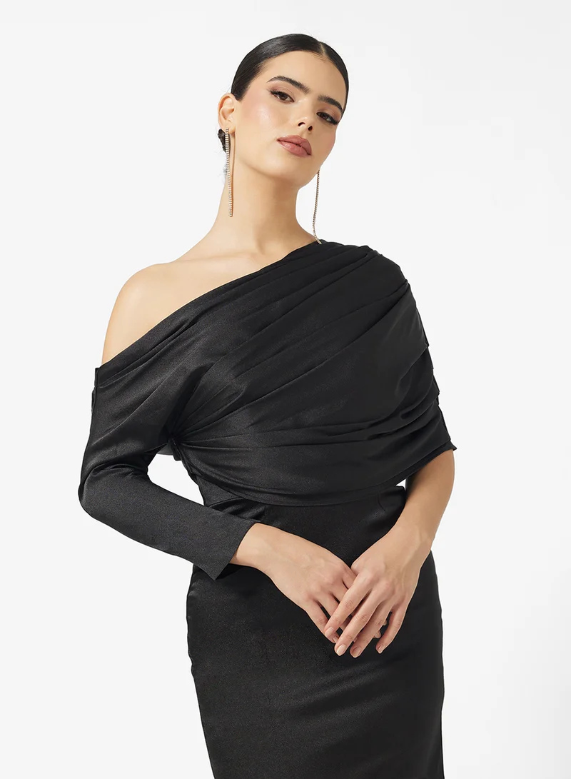 Namshi x One Shoulder Ruched Shimmer Mermaid Dress