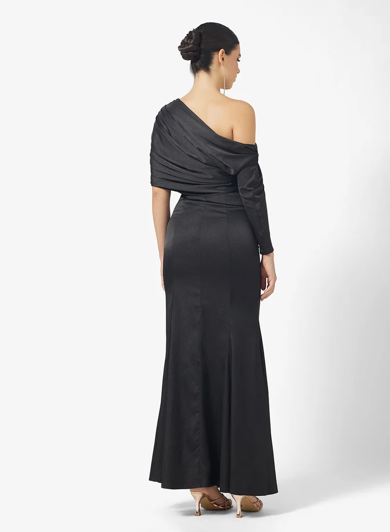 Namshi x One Shoulder Ruched Shimmer Mermaid Dress