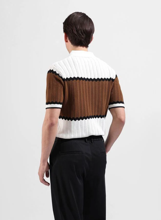 شركة المرآب الهندية Men Slim Fit Textured Polo Neck Half Sleeves T-Shirt