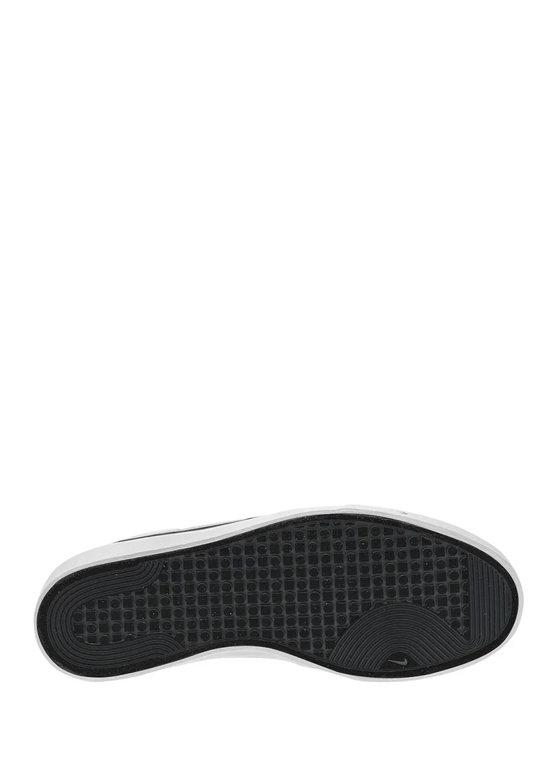 Nike Court Shot