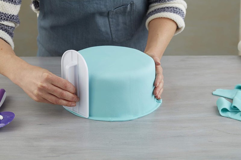 Wilton Easy Glide Fondant Smoother  Essential Cake Smoother for Perfect Fondant Shapes on Cakes and Treats 575 in long x 325 in wide - Image 4