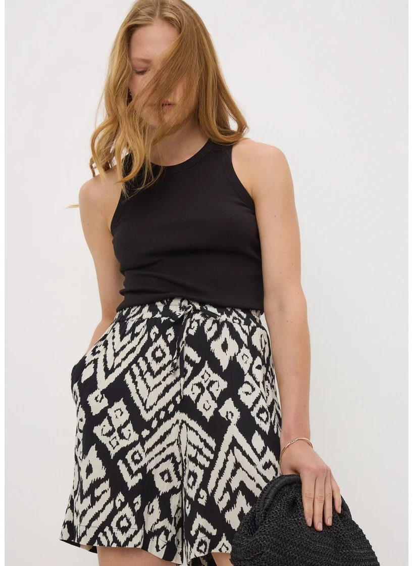 Matalan Black Mono Crinkle Shorts