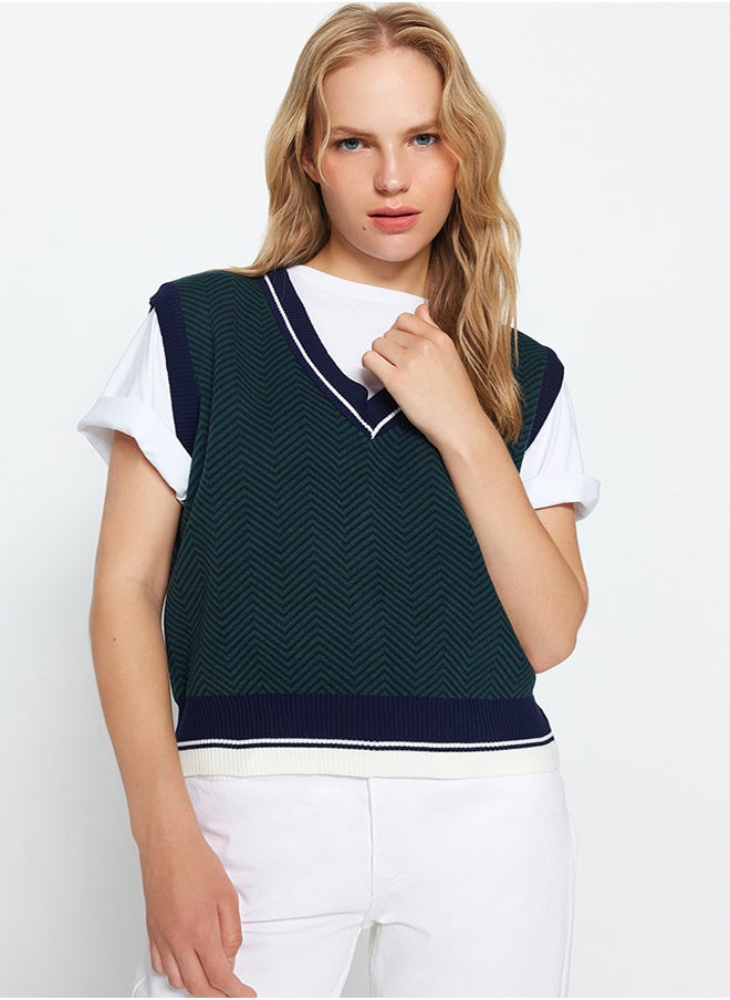 Dark Navy V Neck Geometric Patterned Knitwear Sweater TWOAW22BZ0051 - pzsku/ZB38194D414754A2095A5Z/45/_/1730941050/6d182e27-d559-41fb-9b96-4bccb2e2ea5c