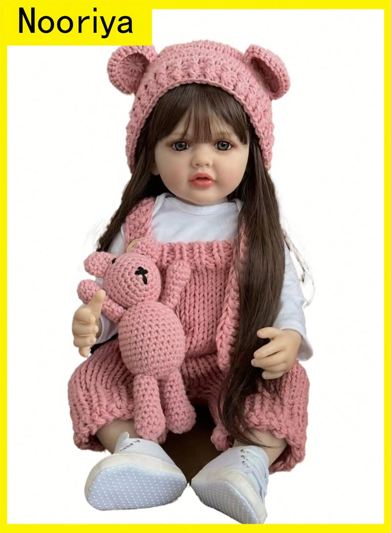 نُورِيَّة دمية للأطفال حديثي الولادة تشبه الطفل الحقيقي من السيليكون الناعم مقاس 60.96 سم مع ملابس للدمية ولعبة مخملية لسن 3 سنوات فما فوق. - Image 1