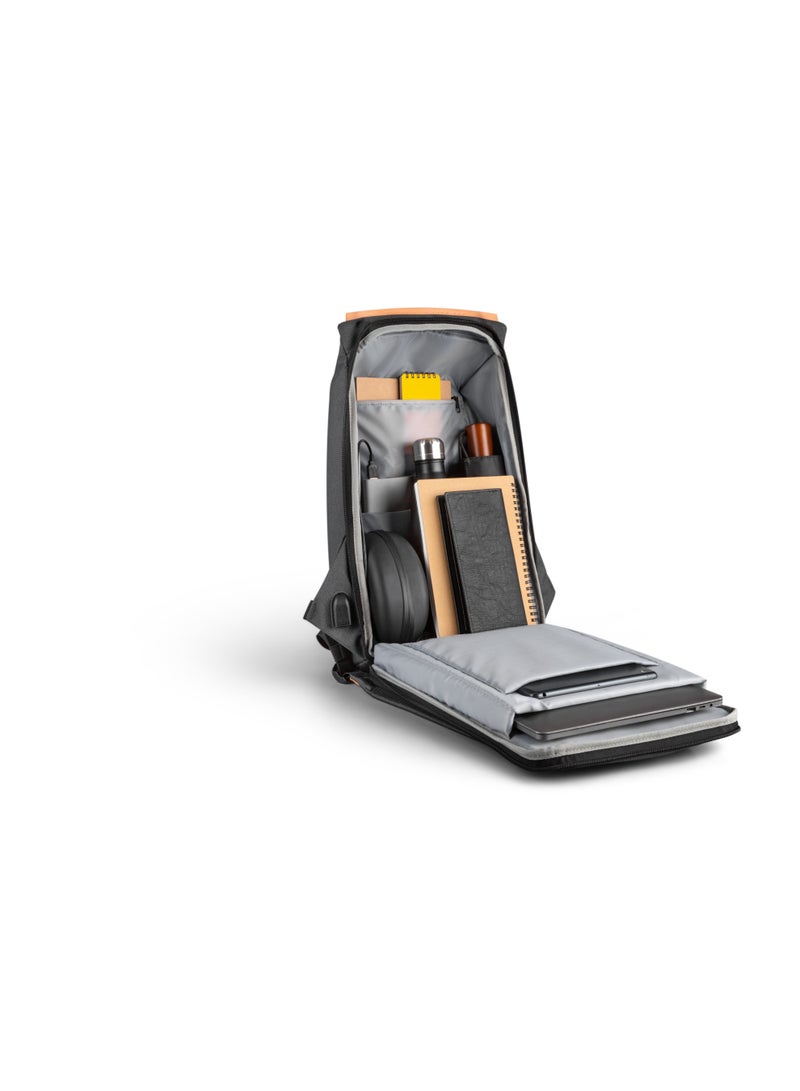 كينغسونز حقيبة لابتوب Kingsons مقاس 15.6 بوصة 🎒 لون رمادي داكن – مقاومة للماء 💧، حجرة رئيسية 🧩، جيب مبطن للابتوب 💻، جيب للـ iPad 📱، 3 جيوب إضافية للإكسسوارات 🔌، مزودة بمنفذ شحن USB 2.0 🔋، تصميم عملي مريح، مع حزام حقيبة السفر الخلفي 🧳 مثالية للطلاب، العمل والسفر ✈️ - Image 5