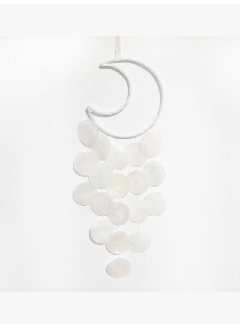 بي إس أجراس رياح كابيز فريدة | ماسك أحلام قمري صغير جميل للأماكن الخارجية | شلالات يدوية الصنع بصوت هادئ | أجراس رياح معلقة على الشاطئ والساحل والمحيط | مناسبة للفناء الصيفي والحديقة (أبيض) - Image 1